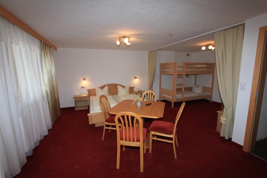 Hotel Restaurant Thurner Zams Bilik gambar